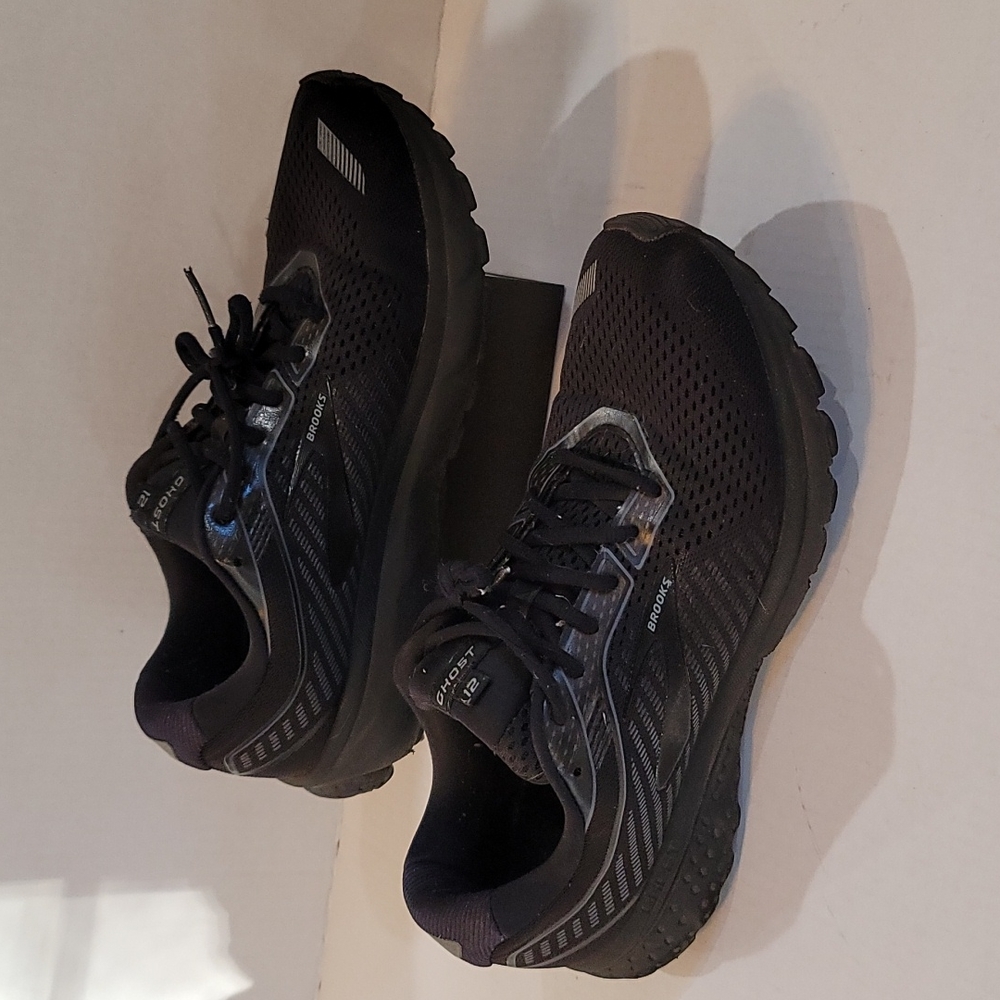 Brooks Ghost 12 men's shoes size 11